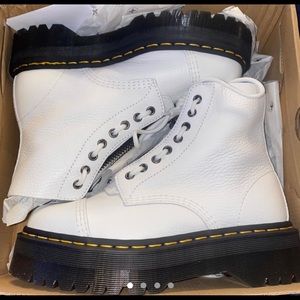 Doc Martins Sinclair